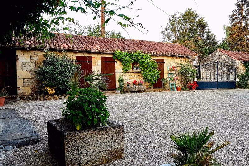 C1 Courtyard 3